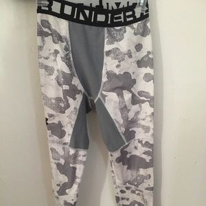 Under Armour camouflage compression pants